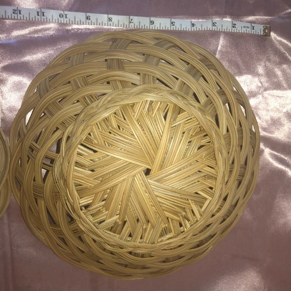 Vintage Set of 2 woven wooden round baskets - Picture 6 of 12